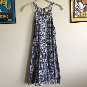 Mossimo black and white dress